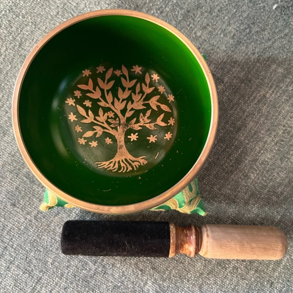 Green Singing Bowl with Mallet - Picture 2 of 2